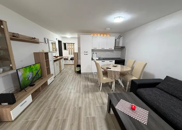 Near Center Apartamento